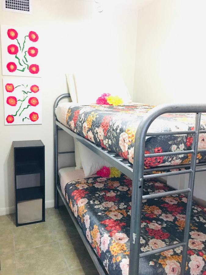 Zen Women'S Hostel Fort Lauderdale Bagian luar foto